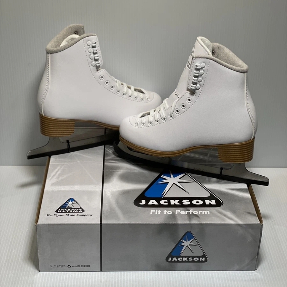 Jackson Ultima 200 White Recreational Ice Skates with Mark I Blade Size 7